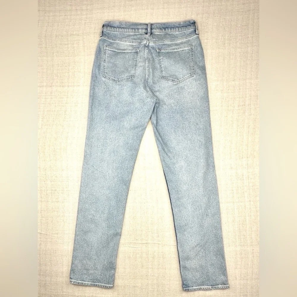 GAP 90s Straight High Rise Jeans Women 31/12 Tall Light Wash Vintage Style